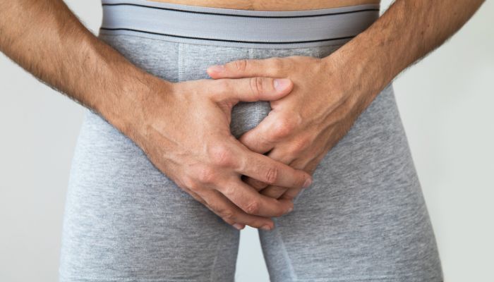 Dương vật quá lớn có gâ y đau khi quan hệ không